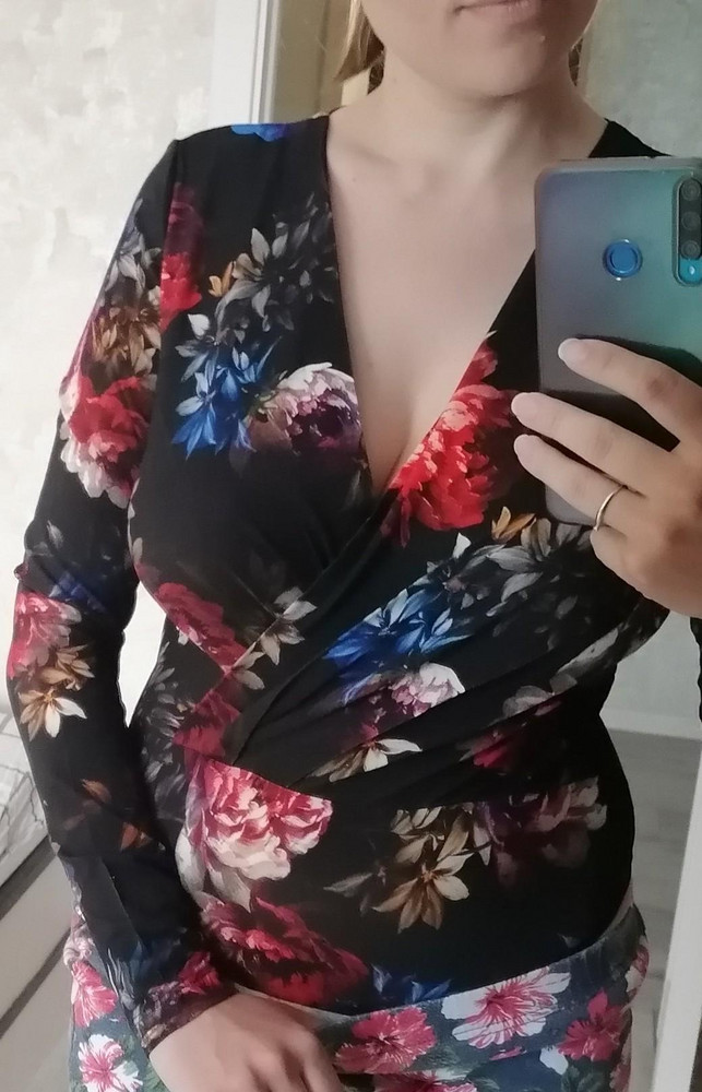 На российский 42-44 заказываю 36размер не первый раз у данного производителя. Мне очень нравятся эти боди, для кормления грудью идеальный вариант декольте. У меня их уже 4))