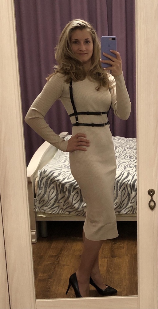 Крутая! Обожаю ее. Все регулируется и отлично сидит🔥 идеально дополняет образ👍🏼