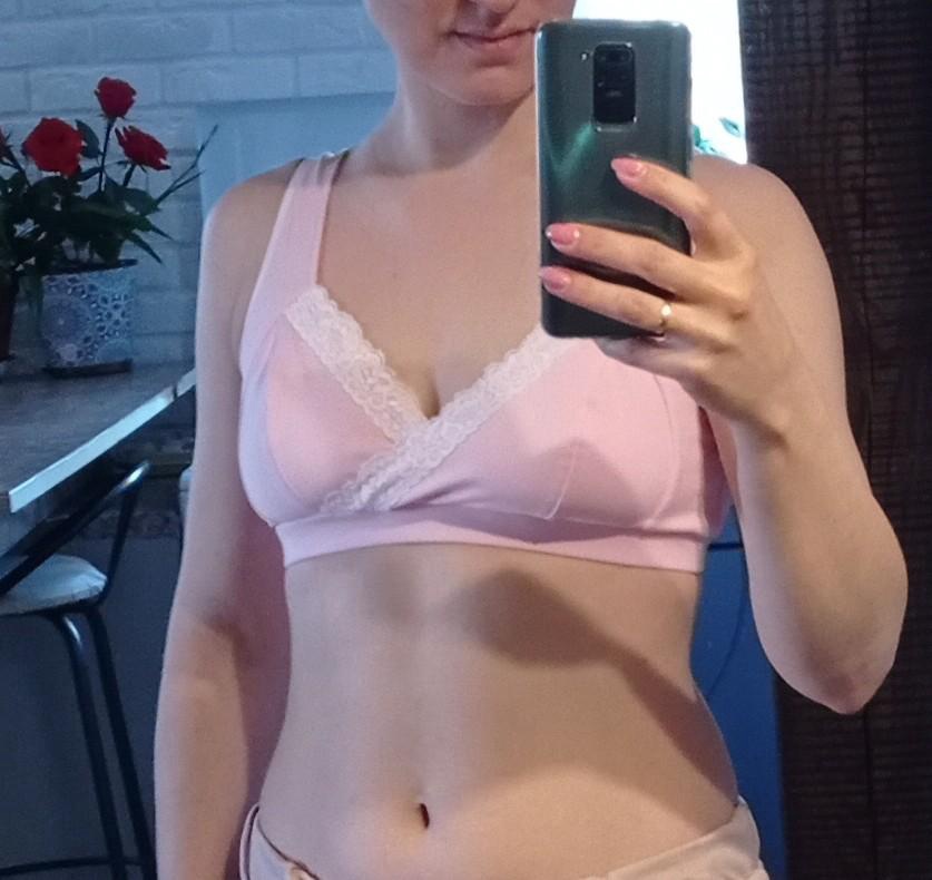 Удобный, хороший. Посмотрю как после стирки себя поведет