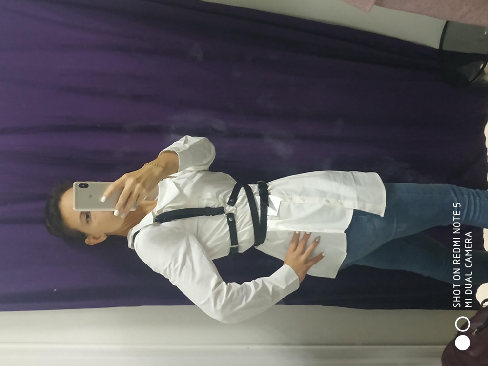 Она крутая. Сразу влюбилась) чисто случайно обнаружила эту вещь в рекомендациях и сразу ее захотела)) качество хорошее. Короче советую