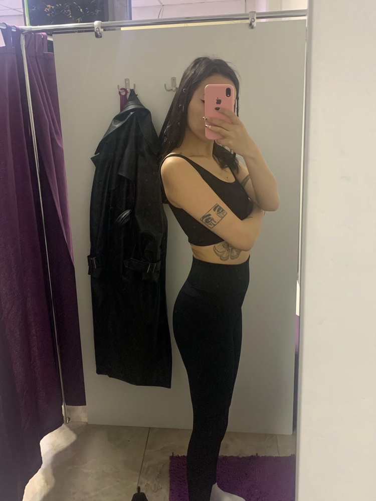 Чуть позже добавлю фото. Костюм сидит просто идеально, лиф со ставками так что. Буду носить его и в повседневной жизни. Считаю это находкой!