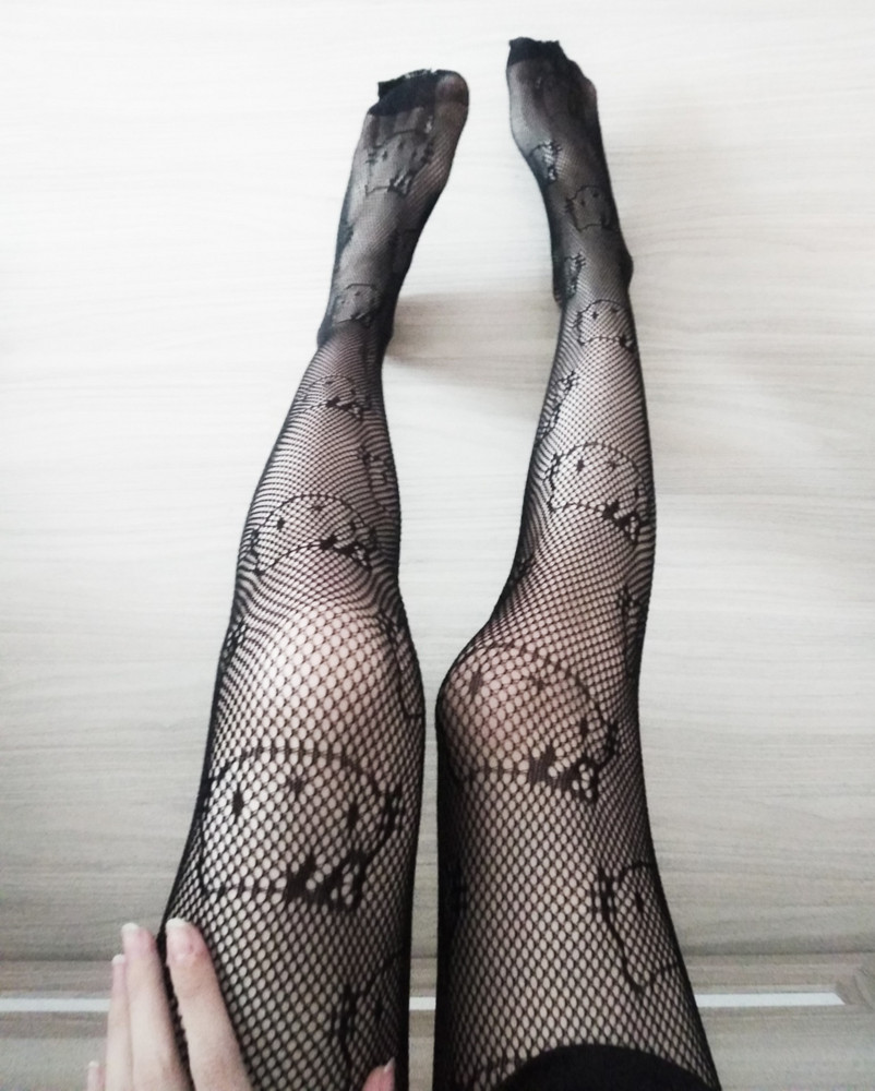 норм колготочки, на ощупь мягкие, но немного колятся. в носках не очень красиво выглядит.